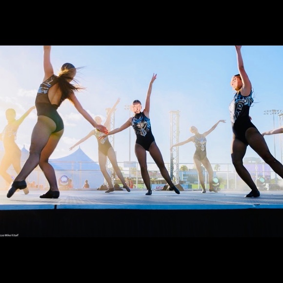 ⭐️ WEISSMAN DANCE COSTUME ⭐️ - Picture 4 of 5